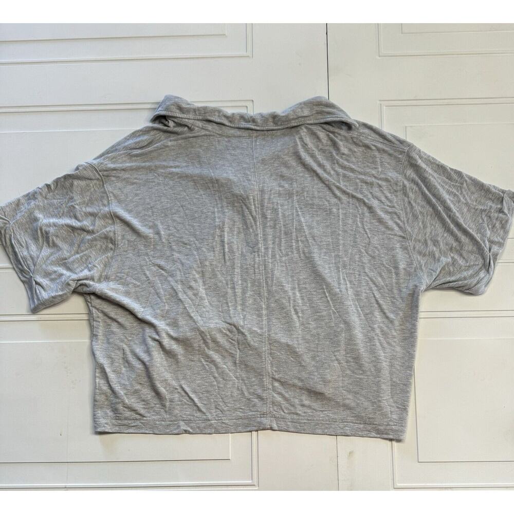 Livi Active Lane Bryant Short Sleeve Crop Top Size 18/20 Collared Gray Grey - Picture 5 of 7